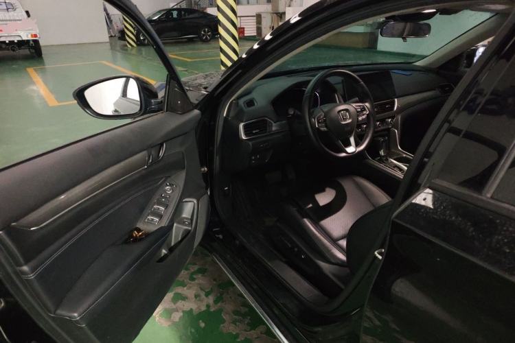 Used Honda Accord 2018 260TURBO Luxury Edition China V Emission Standard Driver Seat