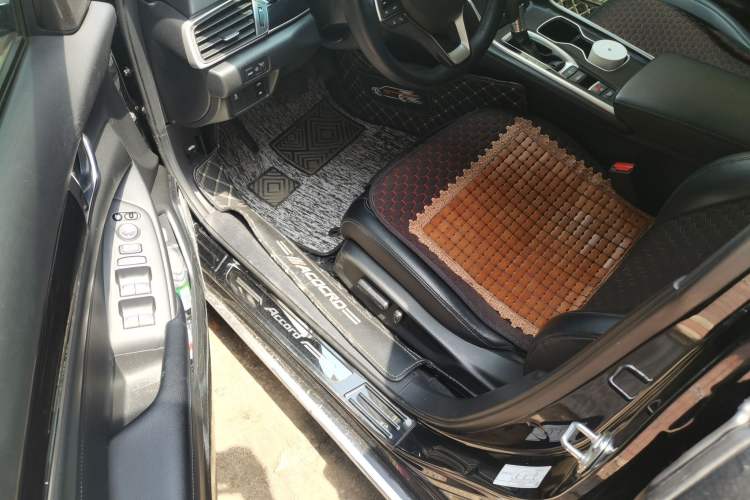 Used Honda Accord 2018 260TURBO Elite Edition China VI Driver Seat
