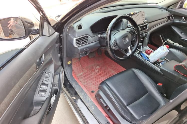 Used Honda Accord 2018 260TURBO Luxury Edition China VI Driver Seat