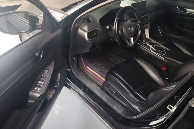 Used Honda Accord 2018 260TURBO Elite Edition China VI Driver Seat