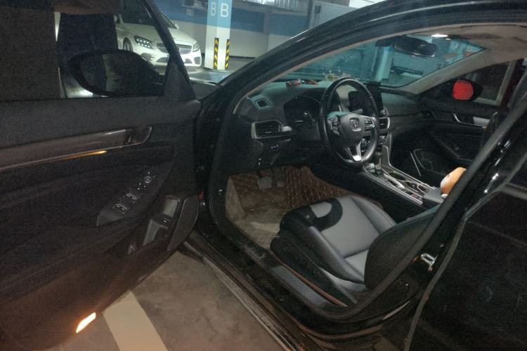 Used Honda Accord 2018 260TURBO Prestige Edition China VI Driver Seat