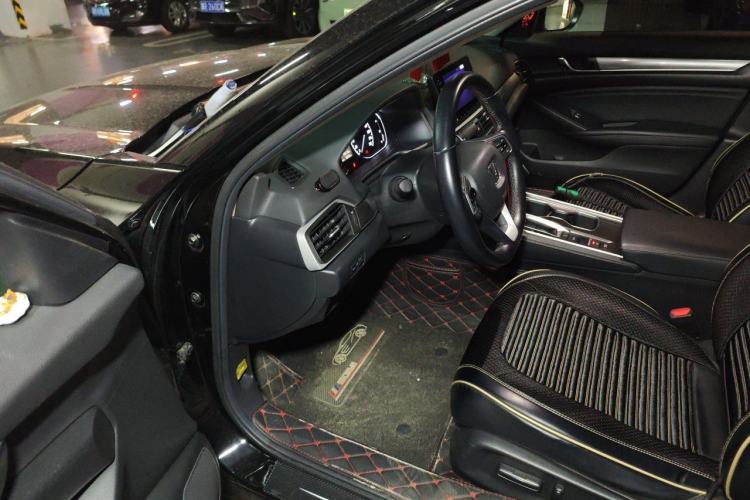 Used Honda Accord 2018 260TURBO Elite Edition China VI Driver Seat