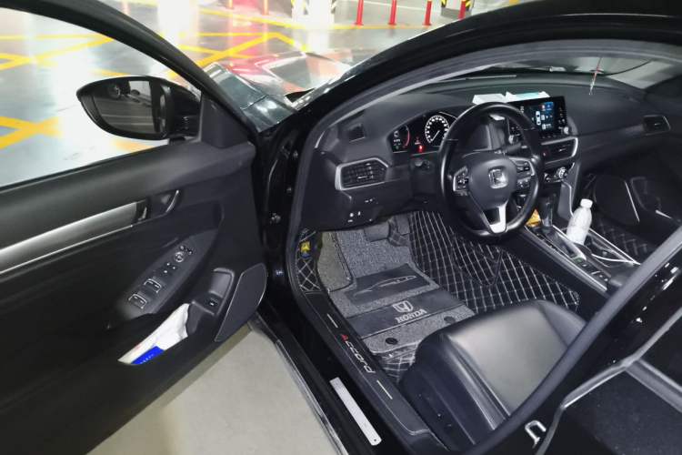 Used Honda Accord 2018 260TURBO Luxury Edition China VI Driver Seat