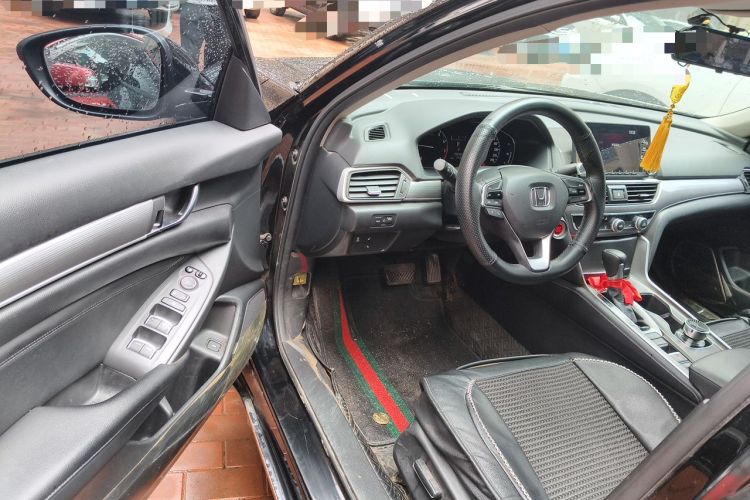 Used Honda Accord 2018 260TURBO Elite Edition China VI Driver Seat