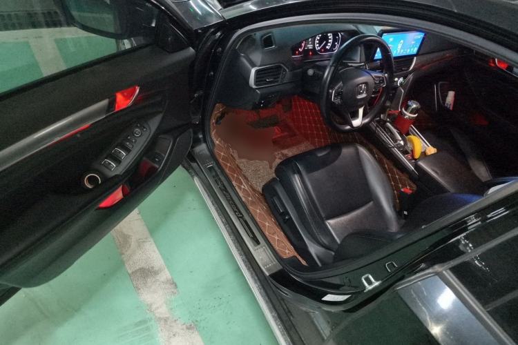 Used Honda Accord 2018 260TURBO Elite Edition China VI Driver Seat