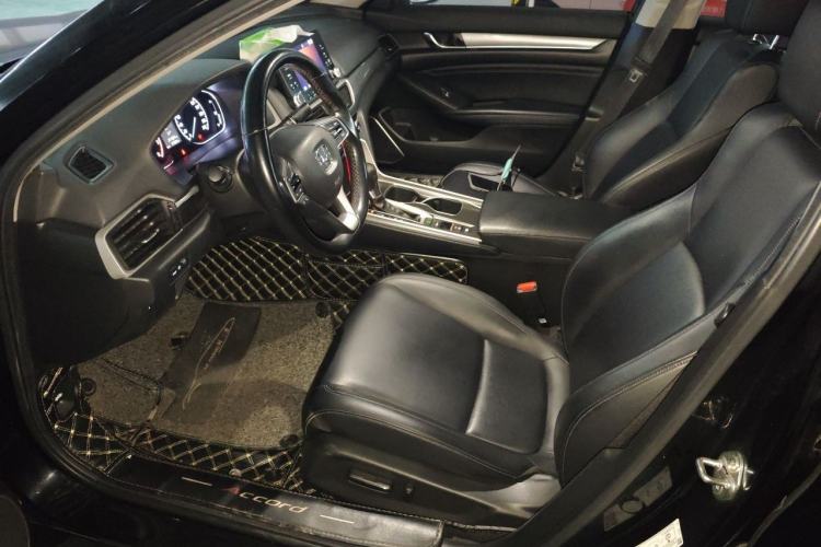 Used Honda Accord 2018 260TURBO Elite Edition China VI Driver Seat