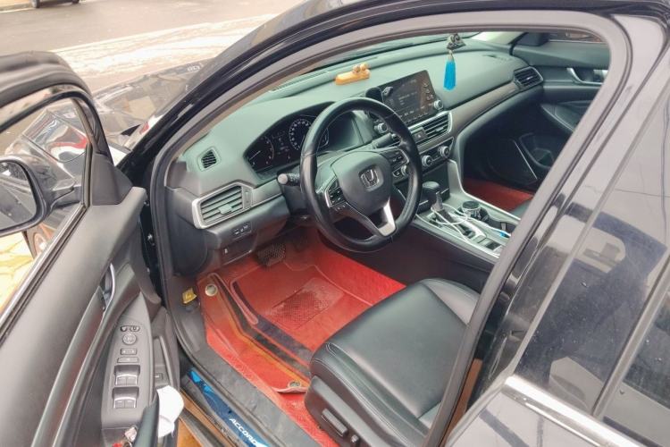 Used Honda Accord 2018 260TURBO Elite Edition China VI Driver Seat
