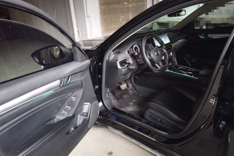 Used Honda Accord 2018 260TURBO Elite Edition China VI Driver Seat
