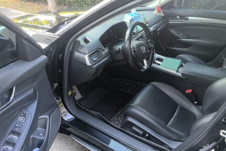 Used Honda Accord 2018 260TURBO Elite Edition China VI Driver Seat