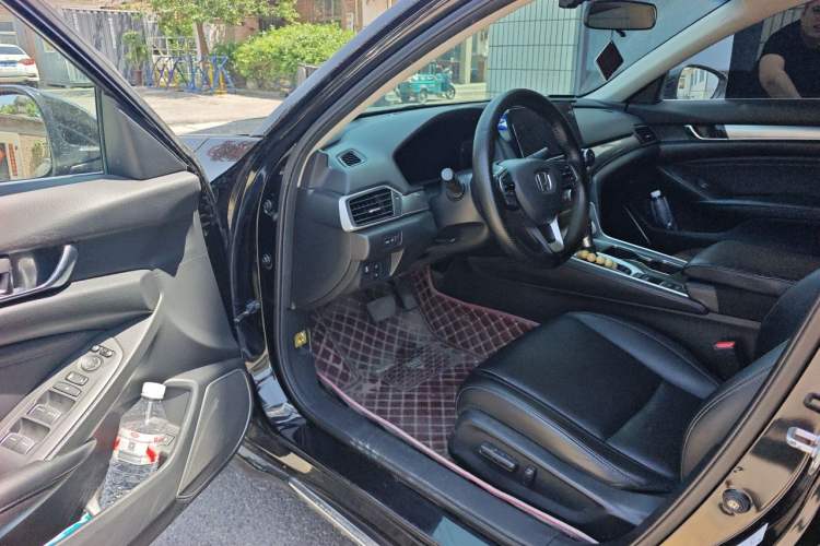 Used Honda Accord 2018 260TURBO Elite Edition China VI Driver Seat
