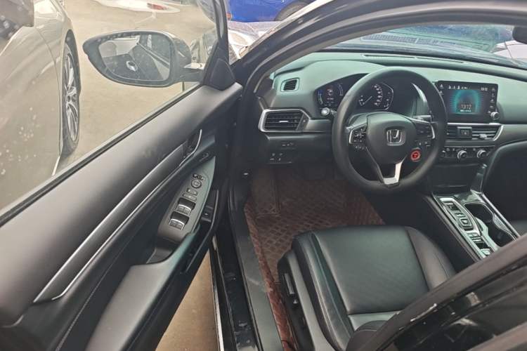 Used Honda Accord 2018 Rui·Hybrid 2.0L Rui Zhi Edition China VI Driver Seat