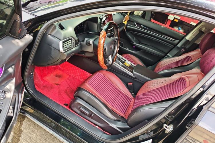 Used Honda Accord 2018 260TURBO Elite Edition China VI Driver Seat