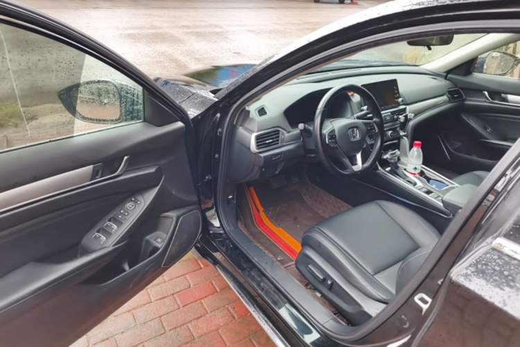 Used Honda Accord 2018 260TURBO Elite Edition China VI Driver Seat