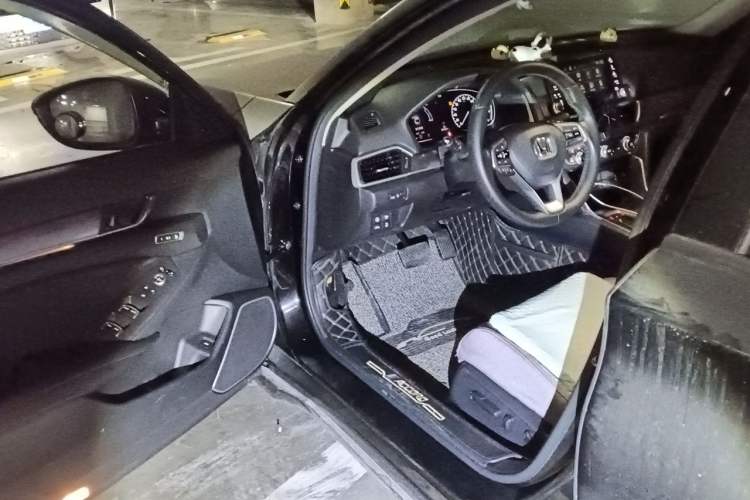 Used Honda Accord 2018 Rui·Hybrid 2.0L Rui Zhi Edition China VI Driver Seat