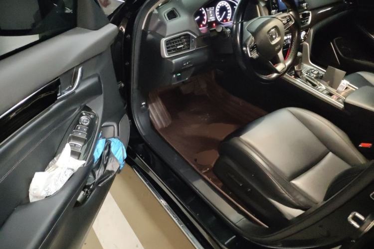 Used Honda Accord 2018 260TURBO Elite Edition China VI Driver Seat