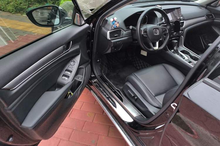 Used Honda Accord 2018 260TURBO Elite Edition China VI Driver Seat