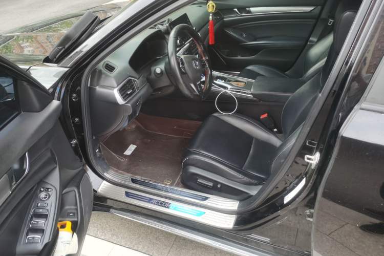 Used Honda Accord 2018 260TURBO Elite Edition China VI Driver Seat