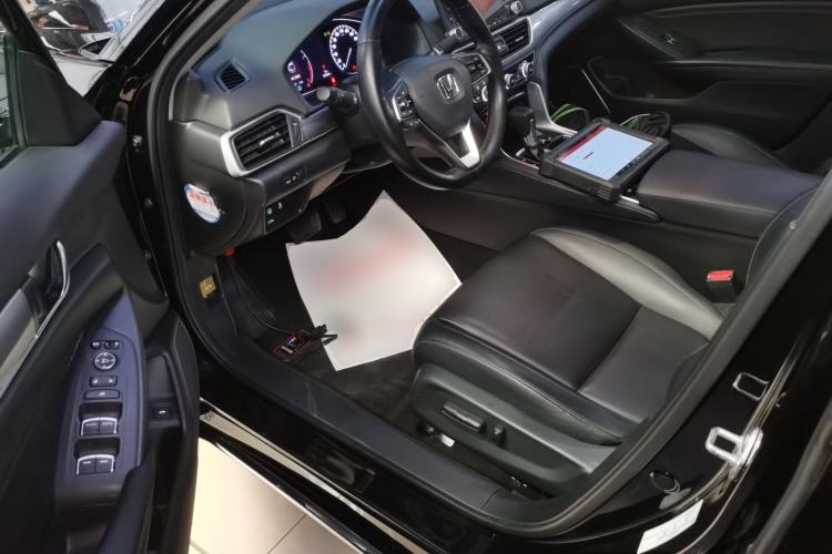 Used Honda Accord 2018 260TURBO Luxury Edition China VI Driver Seat