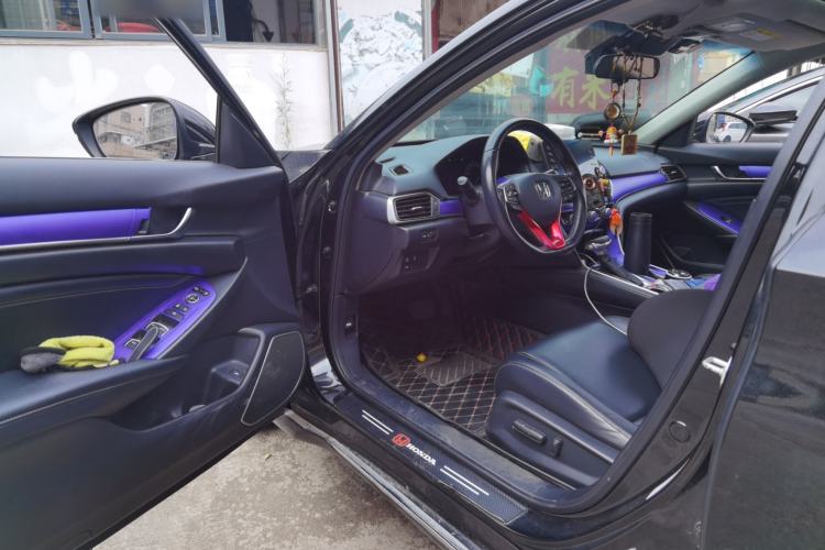 Used Honda Accord 2018 260TURBO Luxury Edition China V Emission Standard Driver Seat