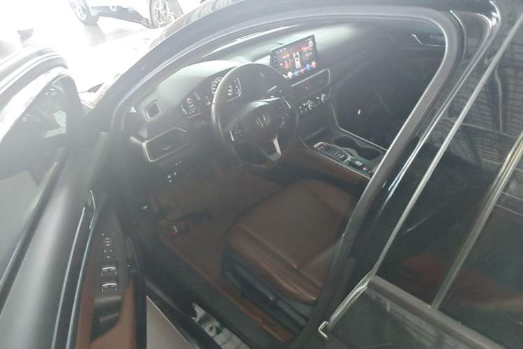 Used Honda Accord 2018 Rui·Hybrid 2.0L Rui Ku Edition China VI Driver Seat