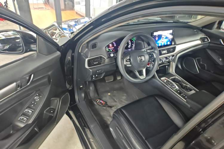 Used Honda Accord 2018 Rui·Hybrid 2.0L Rui Ku Edition China VI Driver Seat