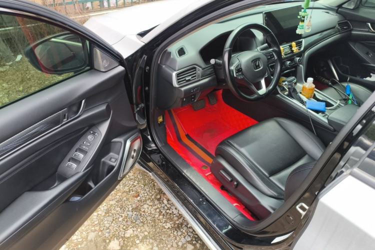 Used Honda Accord 2018 260TURBO Elite Edition China VI Driver Seat