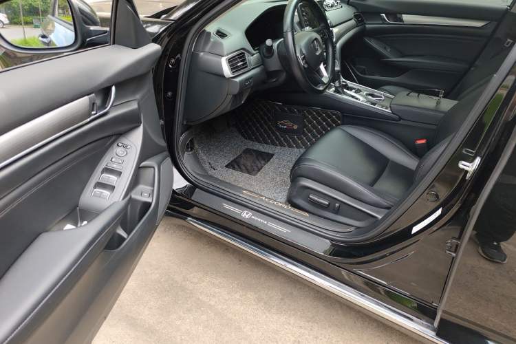 Used Honda Accord 2018 260TURBO Elite Edition China VI Driver Seat