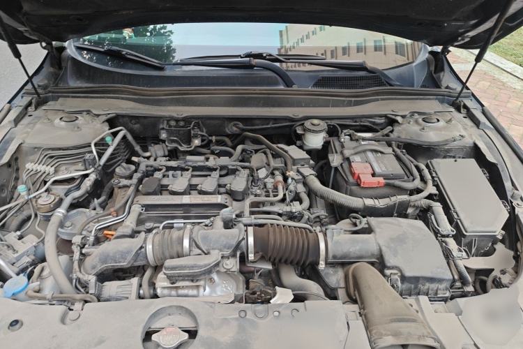 Used Honda Accord 2018 260TURBO Elite Edition China VI Engine Bay