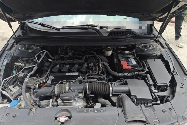 Used Honda Accord 2018 260TURBO Elite Edition China VI Engine Bay