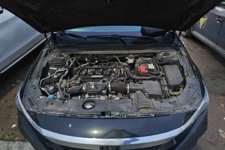 Used Honda Accord 2018 260TURBO Elite Edition China V Engine Bay