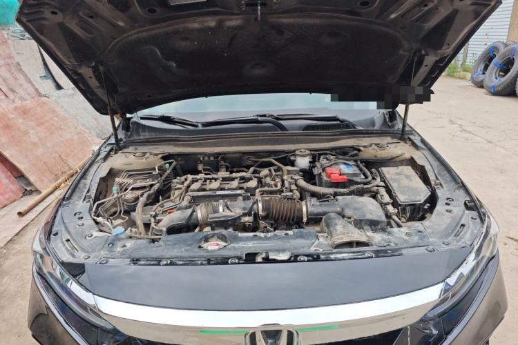 Used Honda Accord 2018 260TURBO Elite Edition China VI Engine Bay