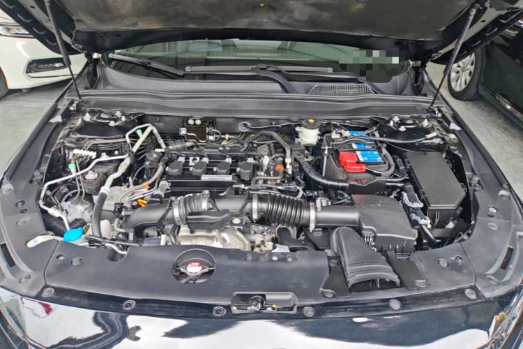 Used Honda Accord 2018 260TURBO Luxury Edition China VI Engine Bay