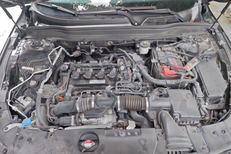 Used Honda Accord 2018 260TURBO Elite Edition China VI Engine Bay