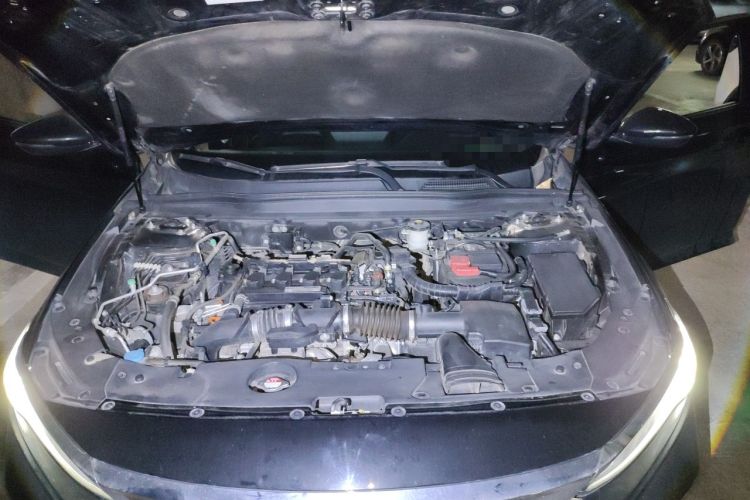 Used Honda Accord 2018 260TURBO Elite Edition China V Engine Bay