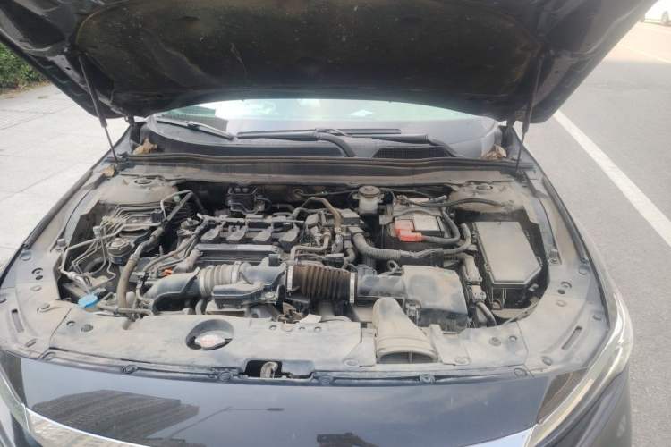 Used Honda Accord 2018 260TURBO Elite Edition China VI Engine Bay
