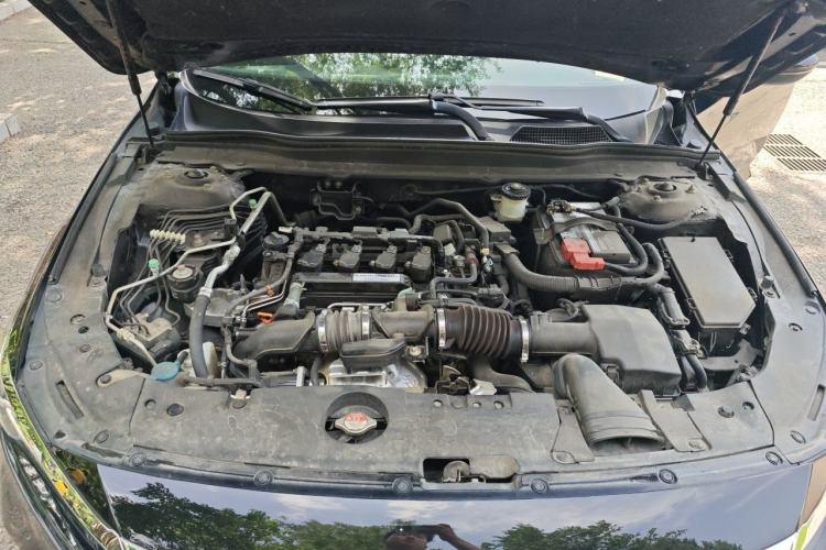 Used Honda Accord 2018 260TURBO Elite Edition China VI Engine Bay