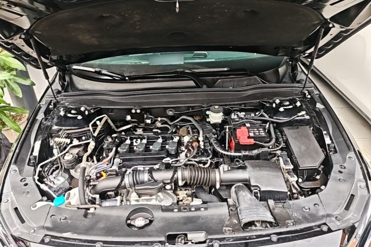 Used Honda Accord 2018 260TURBO Elite Edition China V Engine Bay