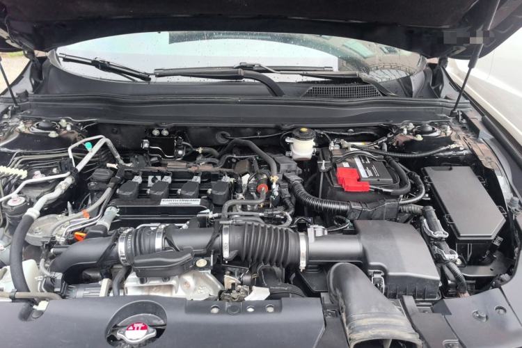 Used Honda Accord 2018 260TURBO Elite Edition China VI Engine Bay
