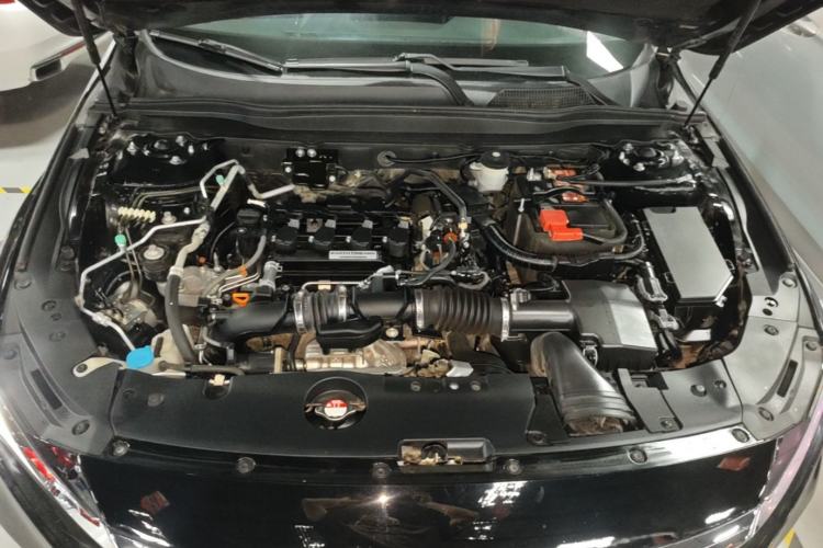 Used Honda Accord 2018 260TURBO Elite Edition China V Engine Bay