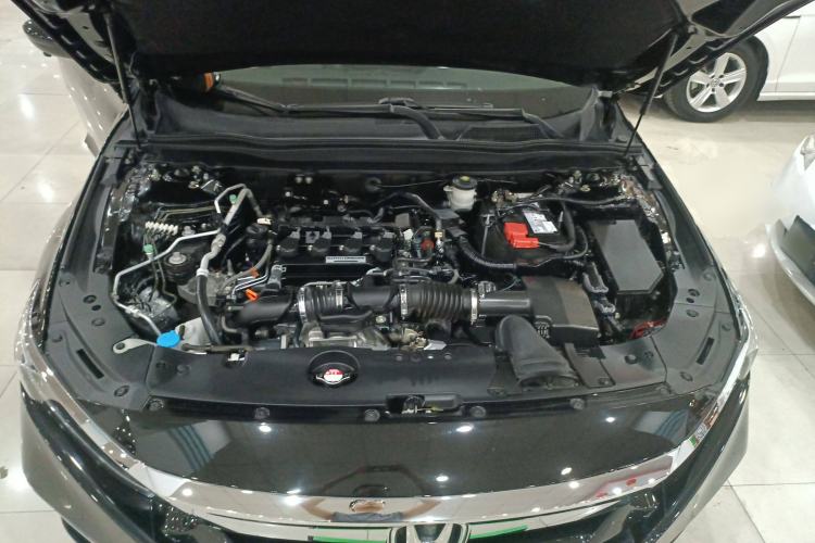 Used Honda Accord 2018 260TURBO Elite Edition China VI Engine Bay