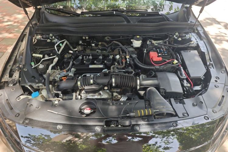 Used Honda Accord 2018 260TURBO Elite Edition China VI Engine Bay