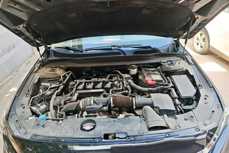 Used Honda Accord 2018 260TURBO Elite Edition China VI Engine Bay