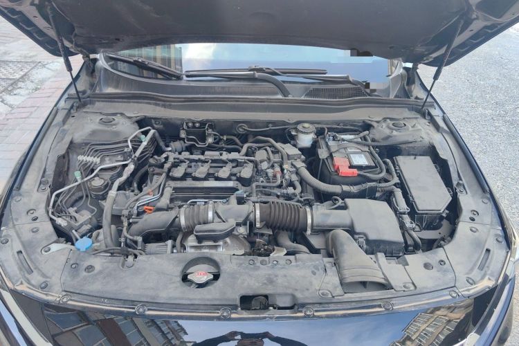 Used Honda Accord 2018 260TURBO Elite Edition China VI Engine Bay