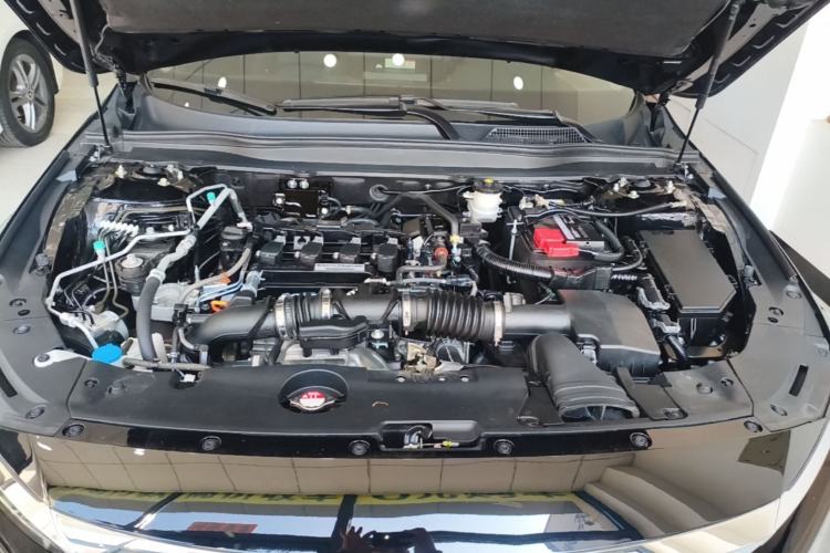 Used Honda Accord 2018 260TURBO Elite Edition China VI Engine Bay