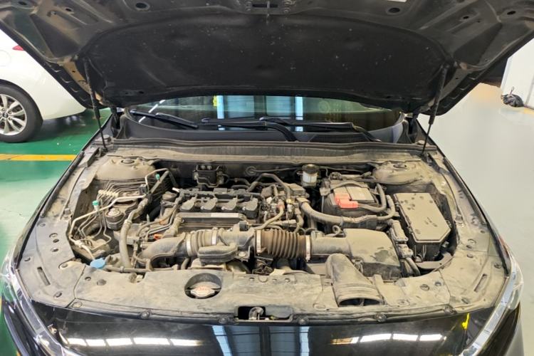 Used Honda Accord 2018 260TURBO Elite Edition China V Engine Bay