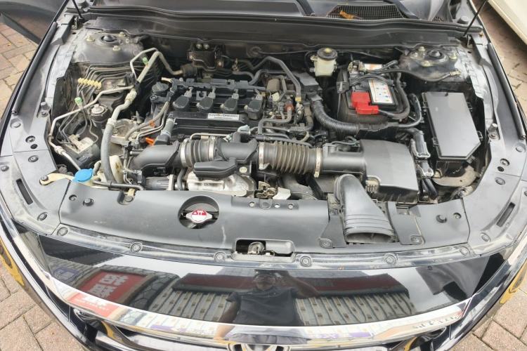 Used Honda Accord 2018 260TURBO Luxury Edition China V Emission Standard Engine Bay