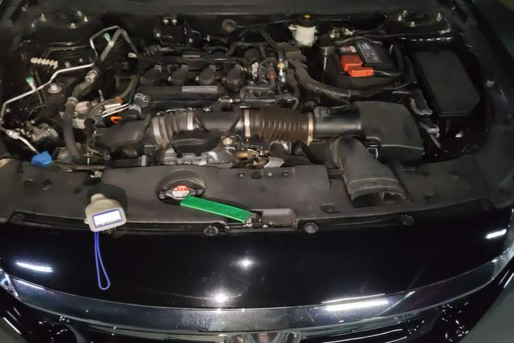 Used Honda Accord 2018 260TURBO Luxury Edition China VI Engine Bay