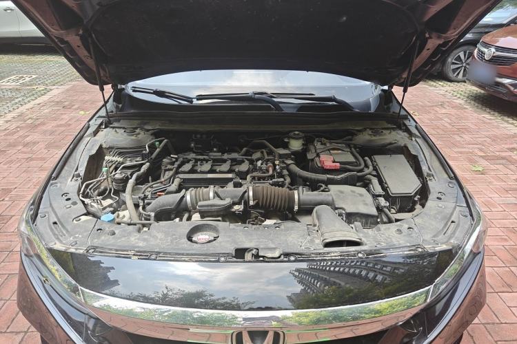 Used Honda Accord 2018 260TURBO Elite Edition China VI Engine Bay