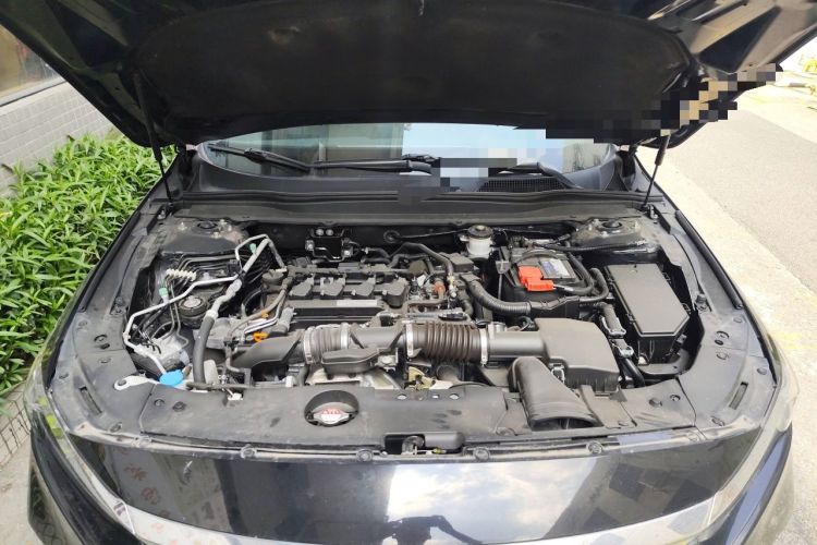 Used Honda Accord 2018 260TURBO Elite Edition China VI Engine Bay