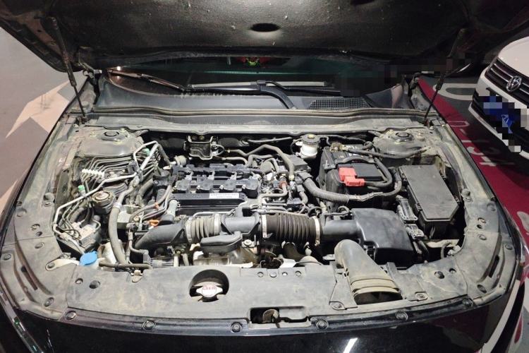 Used Honda Accord 2018 260TURBO Elite Edition China VI Engine Bay
